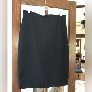 Women’s navy blue pencil skirt- brand new size 10